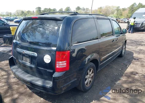2010 Chrysler Town & Country Touring из США, поврежденный, VIN 2A4RR5D12AR359509
